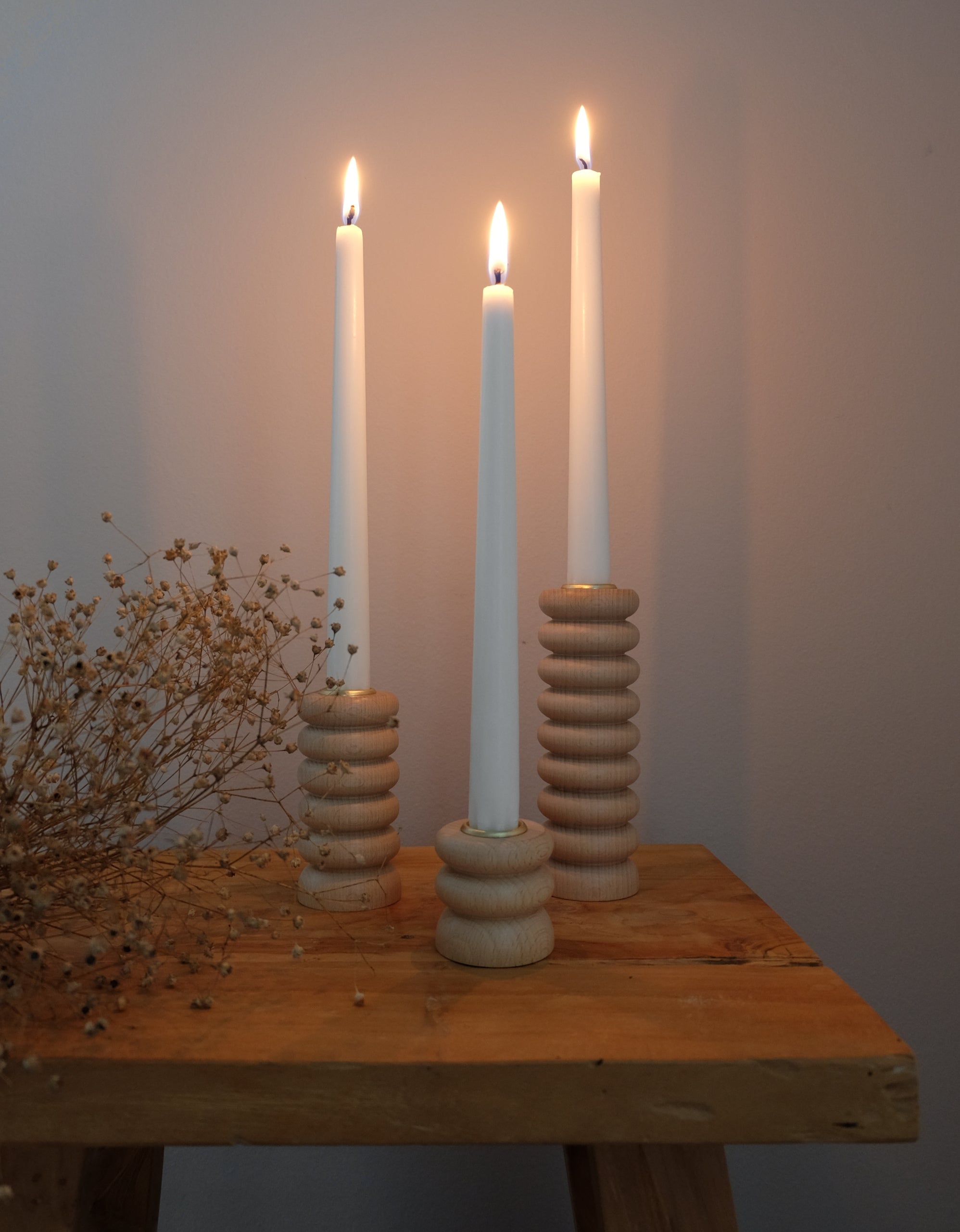 Kynttilänjalat ja -lyhdyt