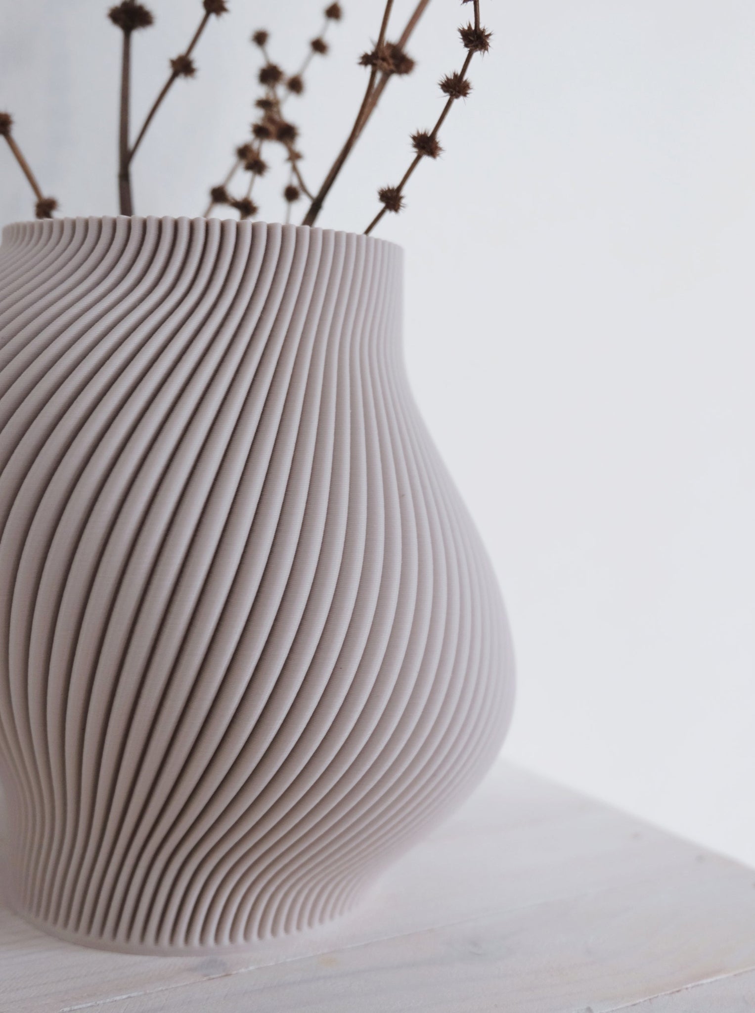 Maljakko Boyk-14 lähikuva – PLA maissipohjainen materiaali pinta tekstuuri beige