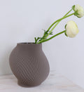 Maljakko Boyk-14 taupe – 3D-tulostettu ekologinen PLA-maljakko, 14 × 14 × 14 cm, Sheyn
