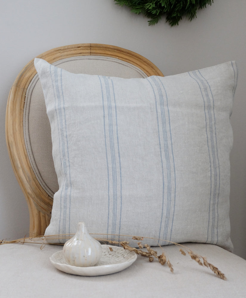 Linen Tales Rustic -tyynynpäällinen taiteltuna – paksu kivipesty pellava 280 g/m², Liettua