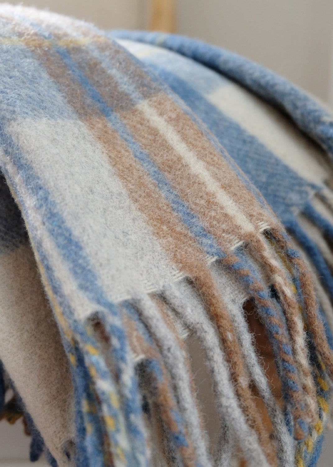 Torkkupeitto Stewart yksityiskohta – BELPO tartan-ruutu villa reunaviimeistely beige sininen ruskea