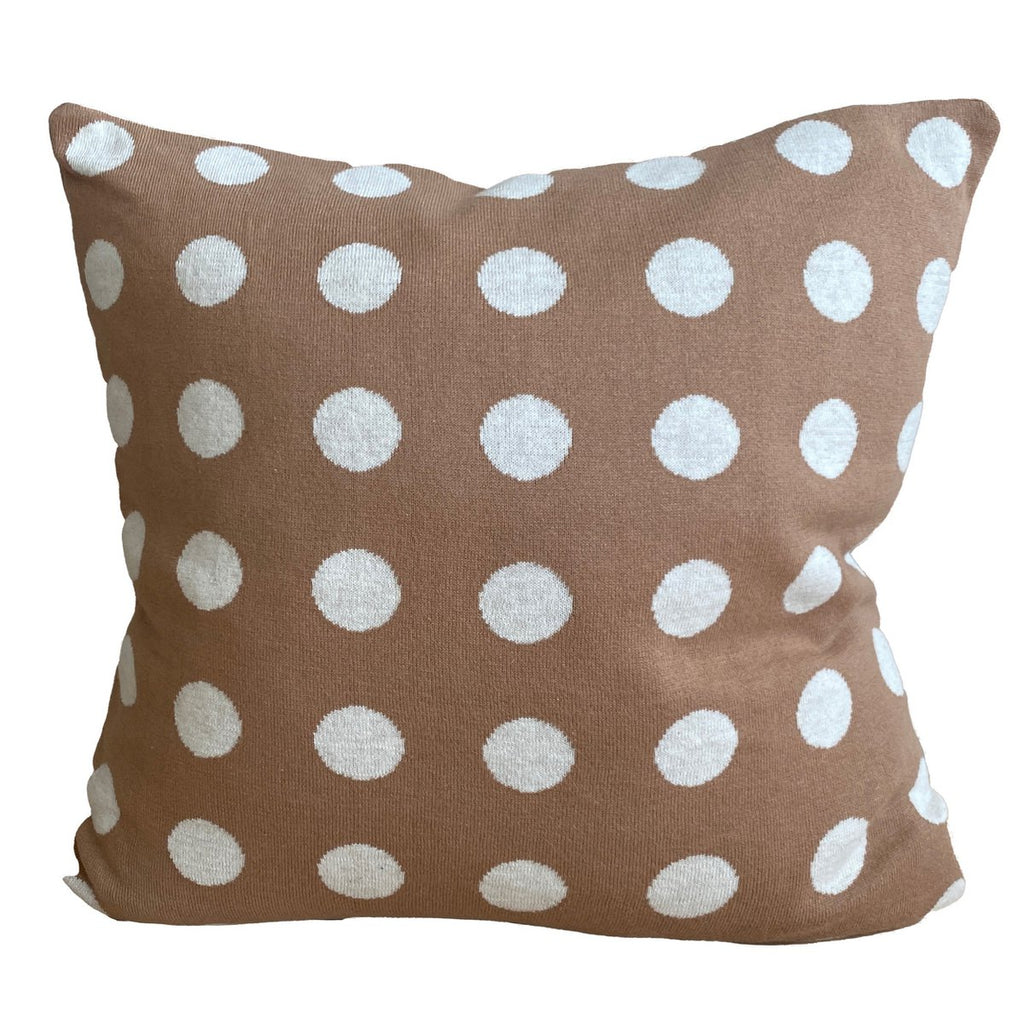 Tyynynpäällinen Astrid edestä – ruskea valkoinen pallokuvio jacquard-neulottu tyynynpäällinen 48 × 48 cm