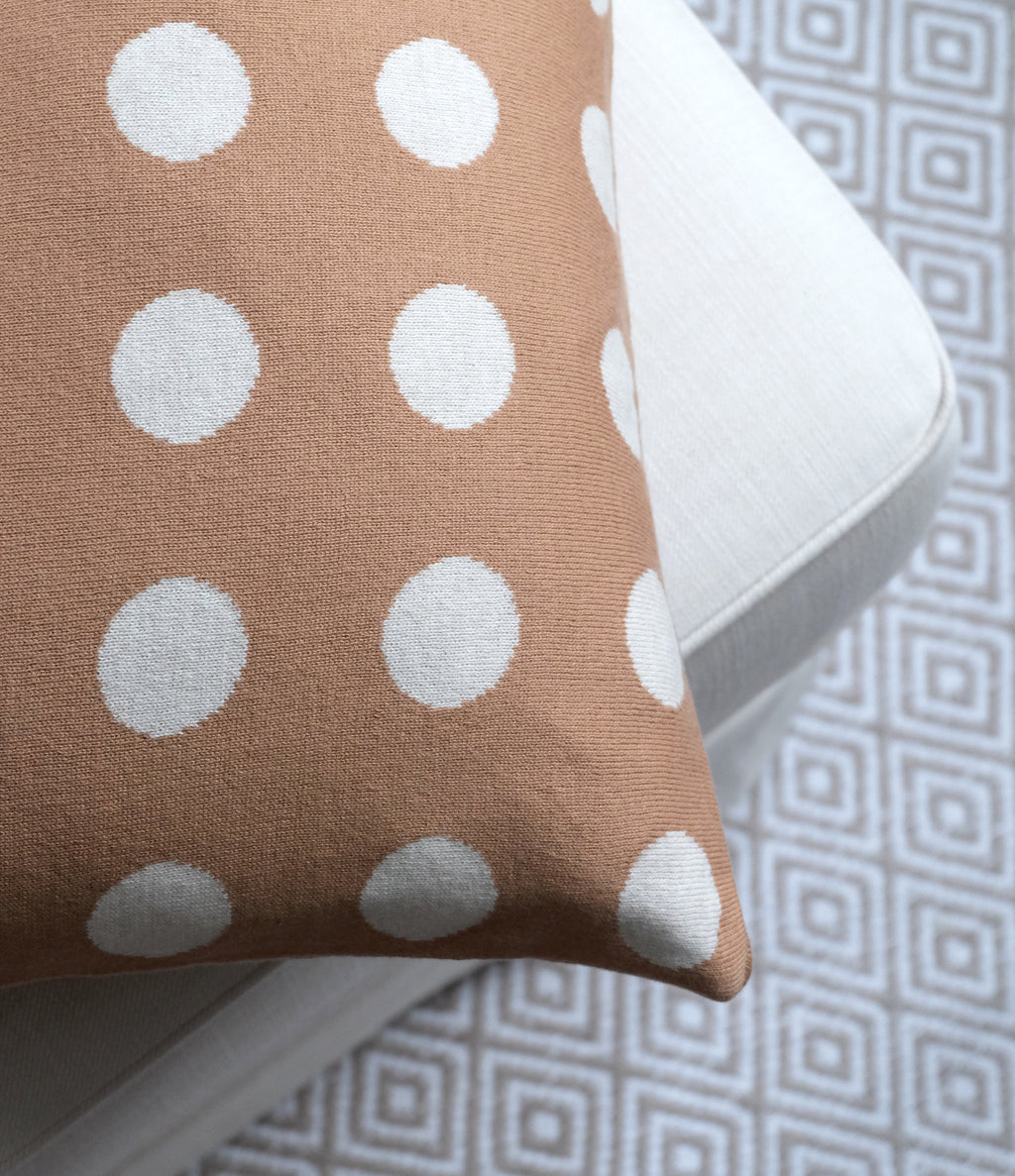 Tyynynpäällinen Astrid