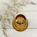 Ruskea kynttilänjalka lasia kruunukynttilälle