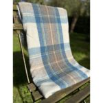 Ruudullinen torkkupeitto tartan