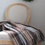 Torkkupeitto ruudullinen tartan ruskea villaa